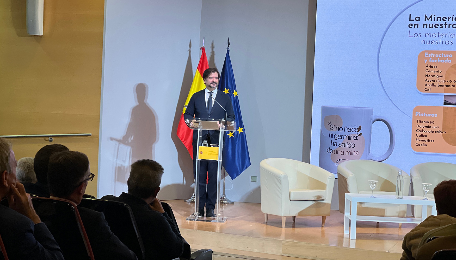 Manuel Garc�a Hern�ndez, director general de Pol�tica Energ�tica y Minas