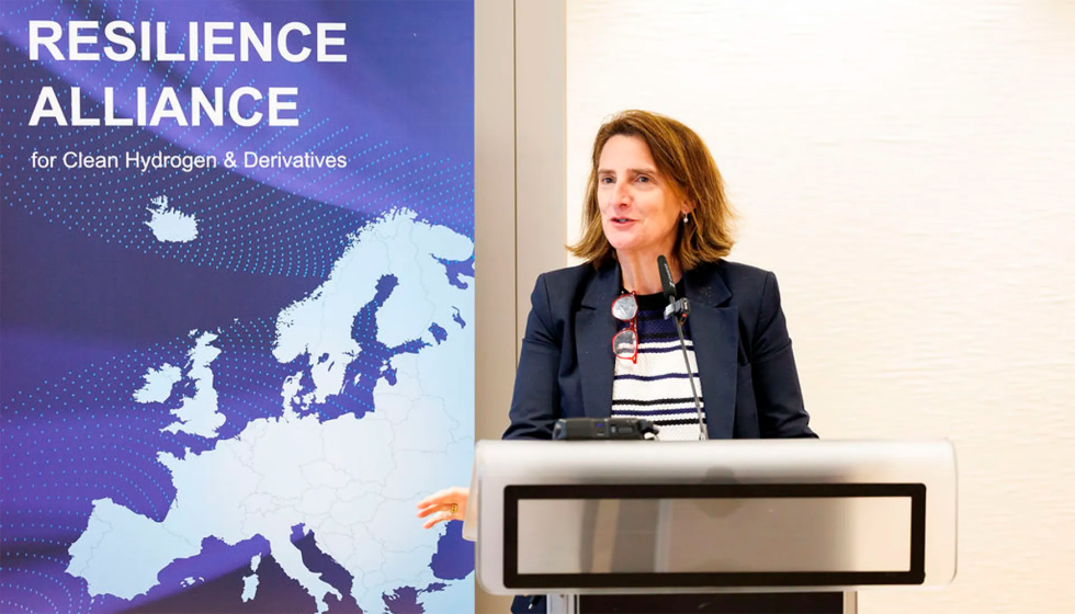 Desde izquierda a derecha...