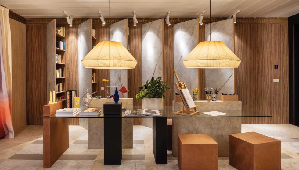 En esta 61� edici�n en la que el interiorismo apuesta por l�neas m�s limpias y por la reducci�n de elementos visibles...