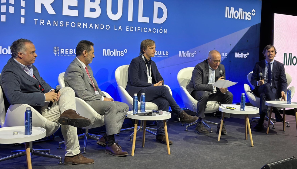 Imagen de la sesi�n que analizaba la necesidad de crear un sello de calidad de la construcci�n industrializada en madera en Espa�a...
