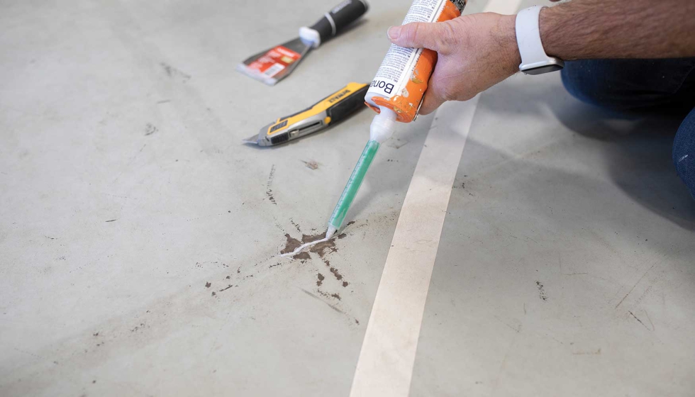 La evaluaci�n del suelo y la reparaci�n de desperfectos es el paso previo a cualquier renovaci�n de suelos resilientes...