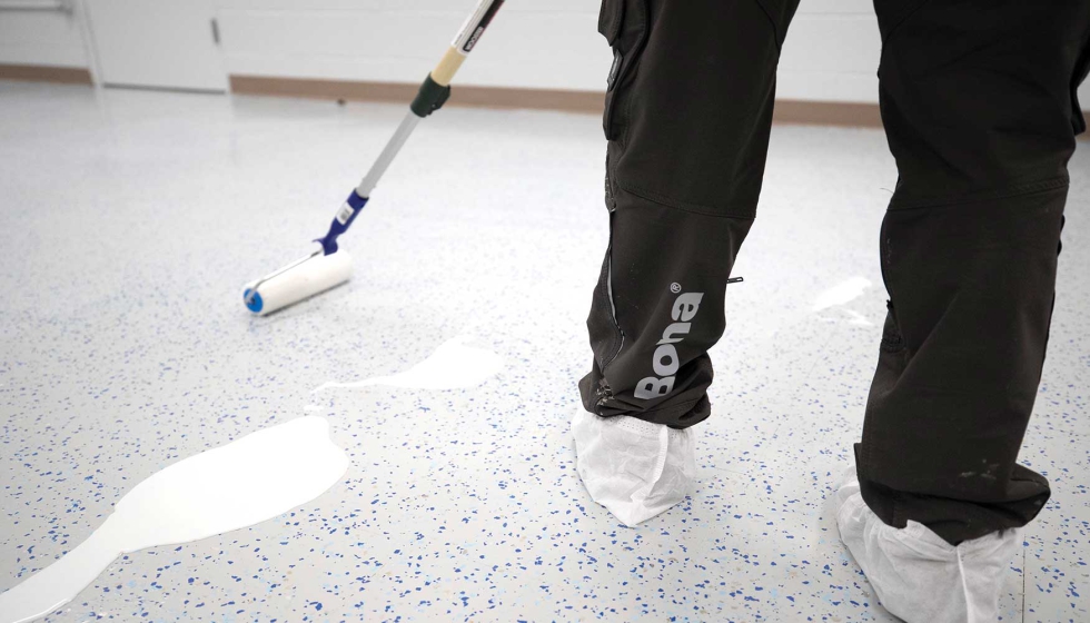 Con una amplia variedad de colores y dise�os, la protecci�n final queda garantizada con acabados de elevada resistencia al desgaste...