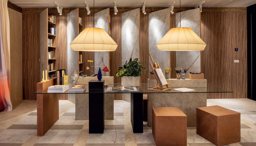 La biblioteca de PersonalK combina de forma diferente el material Neolith. Foto: Amador Toril