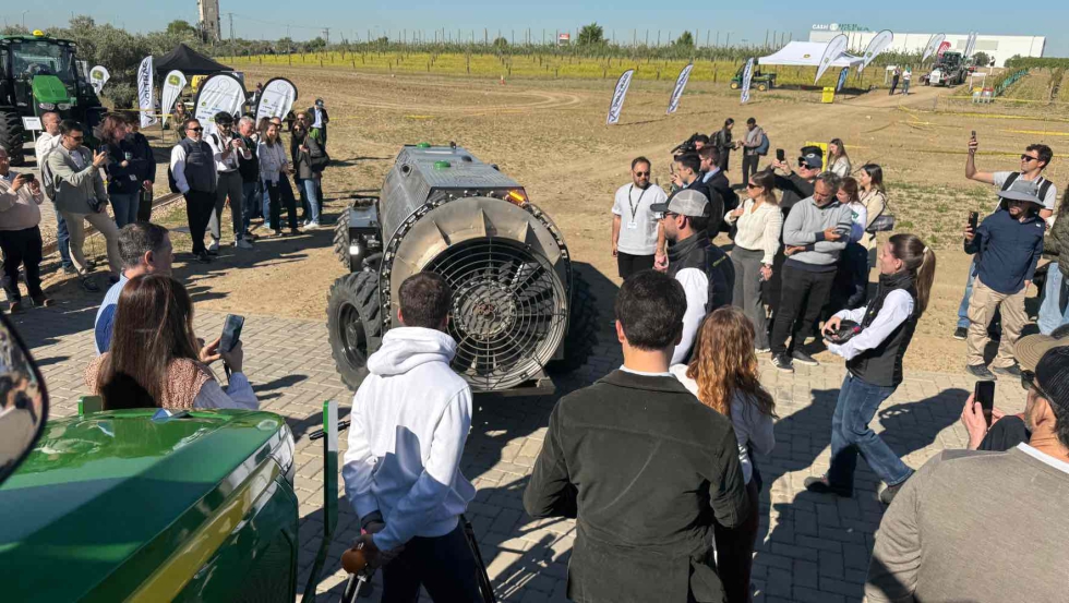 John Deere, anfitri�n de la jornada, puso en escena varias soluciones, entre ellas el GUSS
