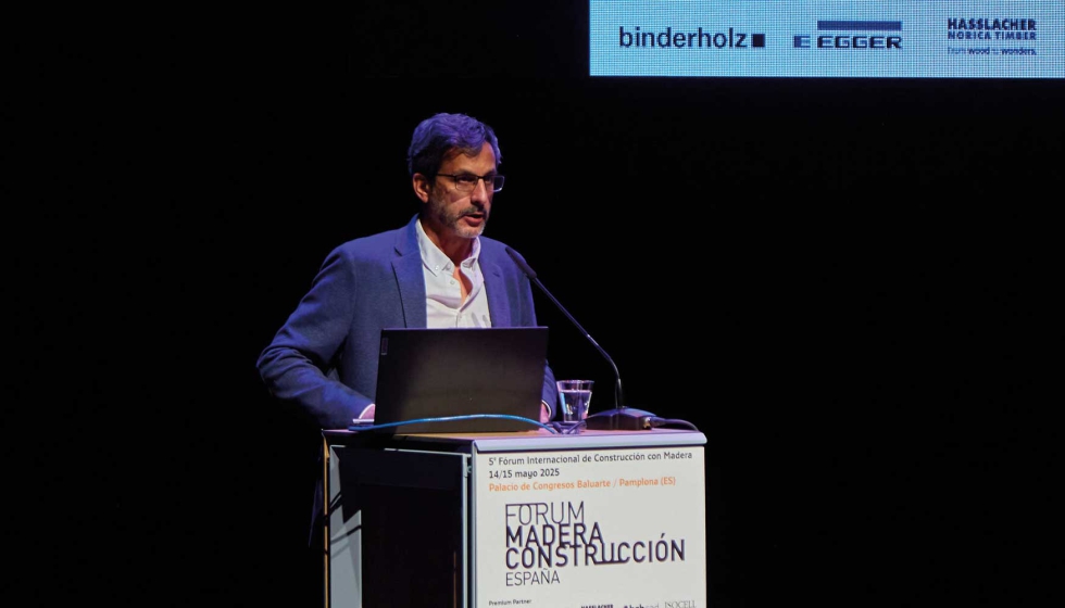 Ib�n Carpintero, director del F�rum Internacional de Construcci�n en Madera en Espa�a