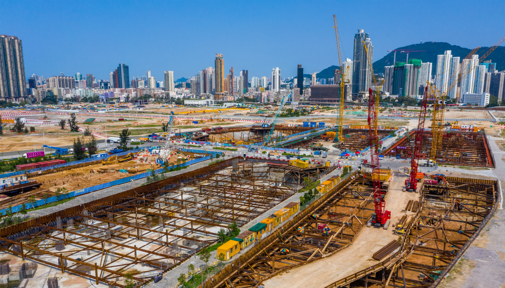 "Al final, el verdadero desaf�o de la obra p�blica contempor�nea no es tanto construir m�s, sino gestionar mejor lo ya construido"...