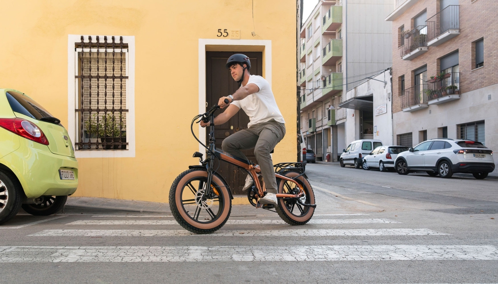 Gama de bicicletas el�ctricas y accesorios de Youin para uso urbano y movilidad