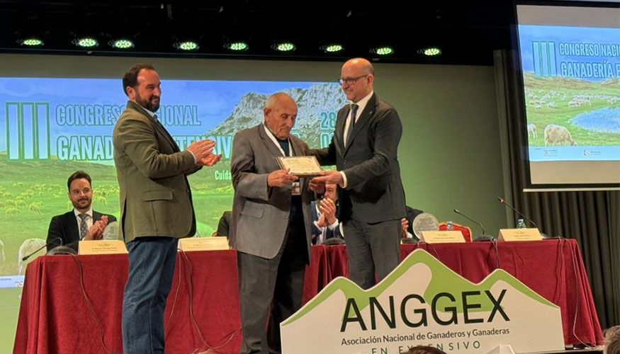 Homenaje a Juan Antonio Moreno Garc�a