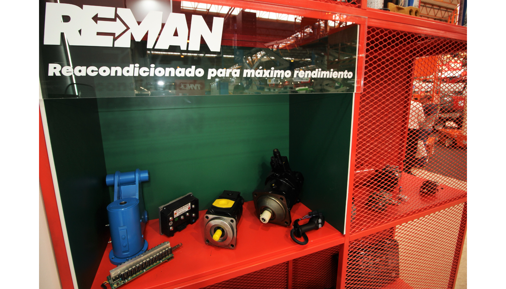 Los recambios manufacturados suscitaron un gran inter�s entre el p�blico asistente a la feria