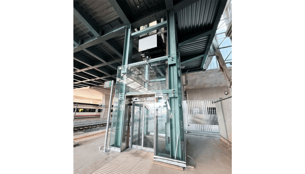 El proyecto incorpora seis ascensores, tres de ellos panor�micos, dise�ados y fabricados en Espa�a