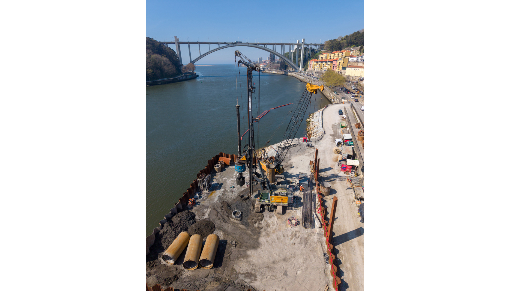 Son equipos perfectos para llevar a cabo estos trabajos por su di�metro de ejecuci�n, gran longitud de encamisado...