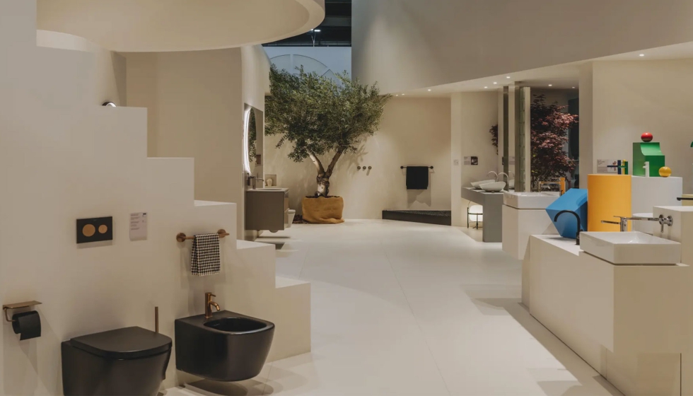 En el Salone del Mobile de Mil�n, Roca presenta una amplia selecci�n de colecciones...