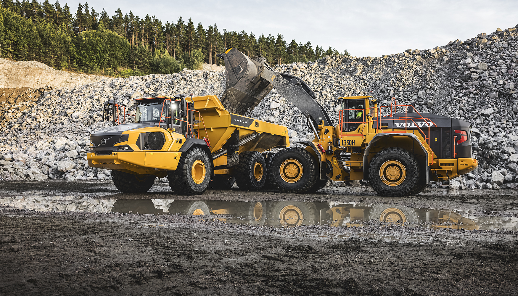 D�mper articulado A50 y pala cargadora L350H