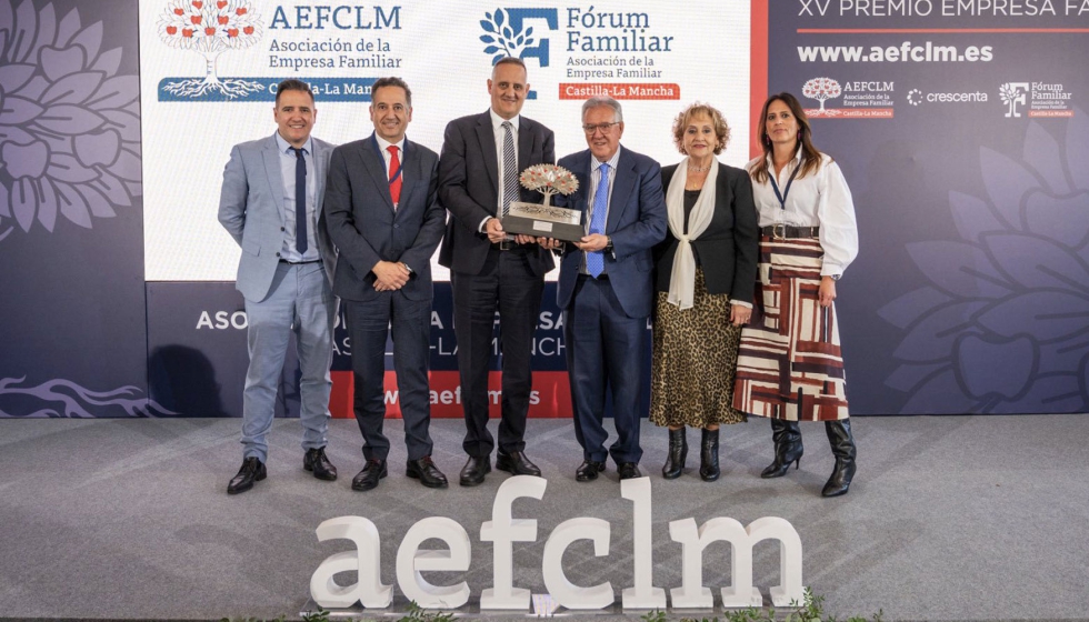 La Asociaci�n de la Empresa Familiar de Castilla‑La Mancha reconoce la trayectoria de Miguel Espa�a e Hijos como referente del sector c�rnico y...