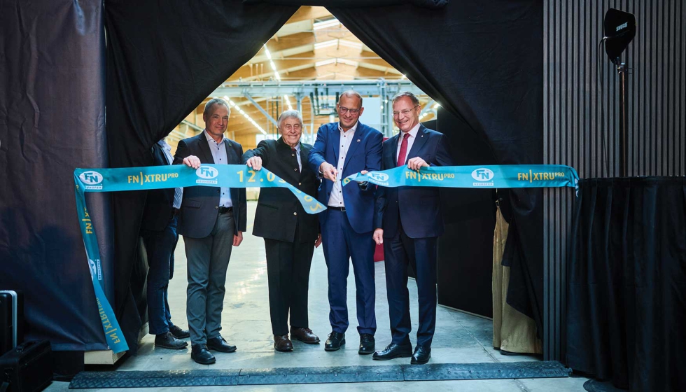 El car�cter familiar de la compa��a estuvo presente durante toda la inauguraci�n