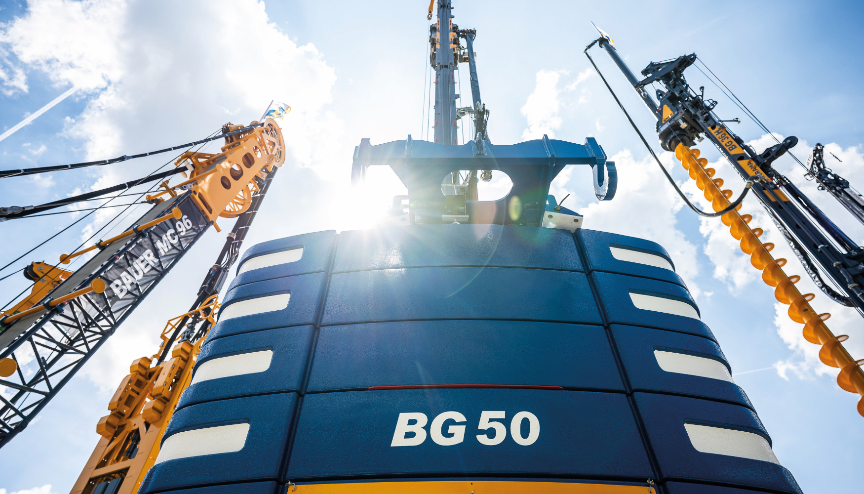 Entre las m�quinas expuestas se encontraba la perforadora rotativa BG 50, sucesora de la exitosa BG 45