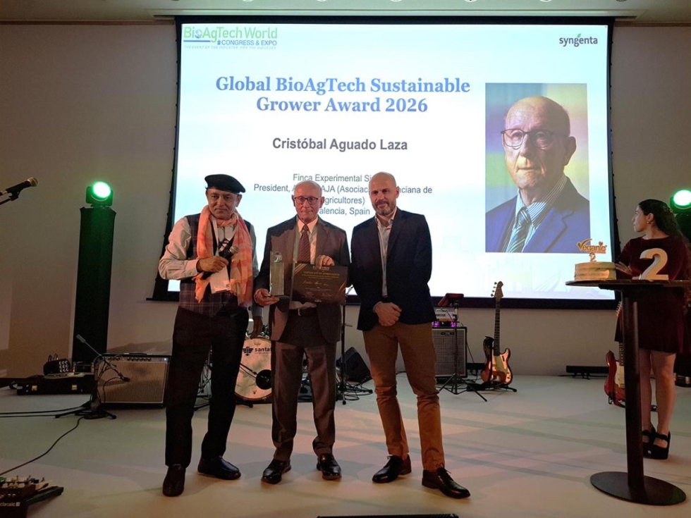 Reconocimiento a Crist�bal Aguado en el 7� Congreso Mundial BioAgTech