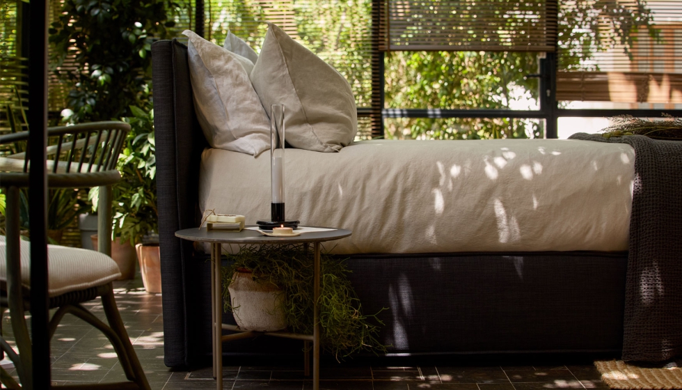 Su composici�n incorpora lana y l�tex...