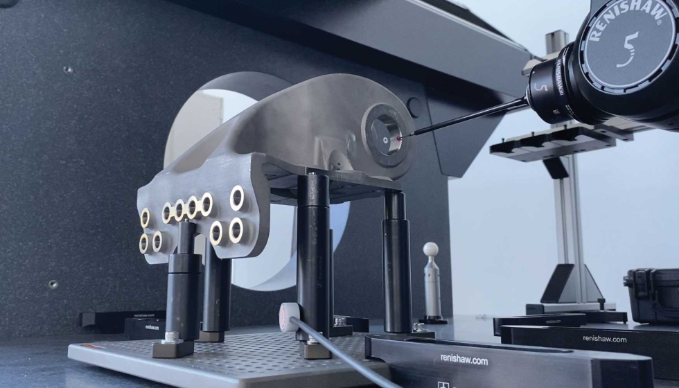 Renishaw ha participado tambi�n en la verificaci�n dimensional de la pieza mediante la m�quina tridimensional de 5 ejes CMM Agility...