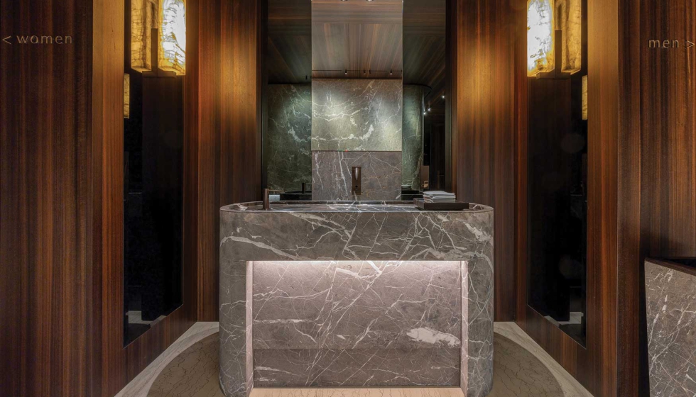 Los vidrios instalados por la compa��a y empleados en la renovaci�n contribuyen a reforzar la est�tica del hotel y se integran en su concepto de...