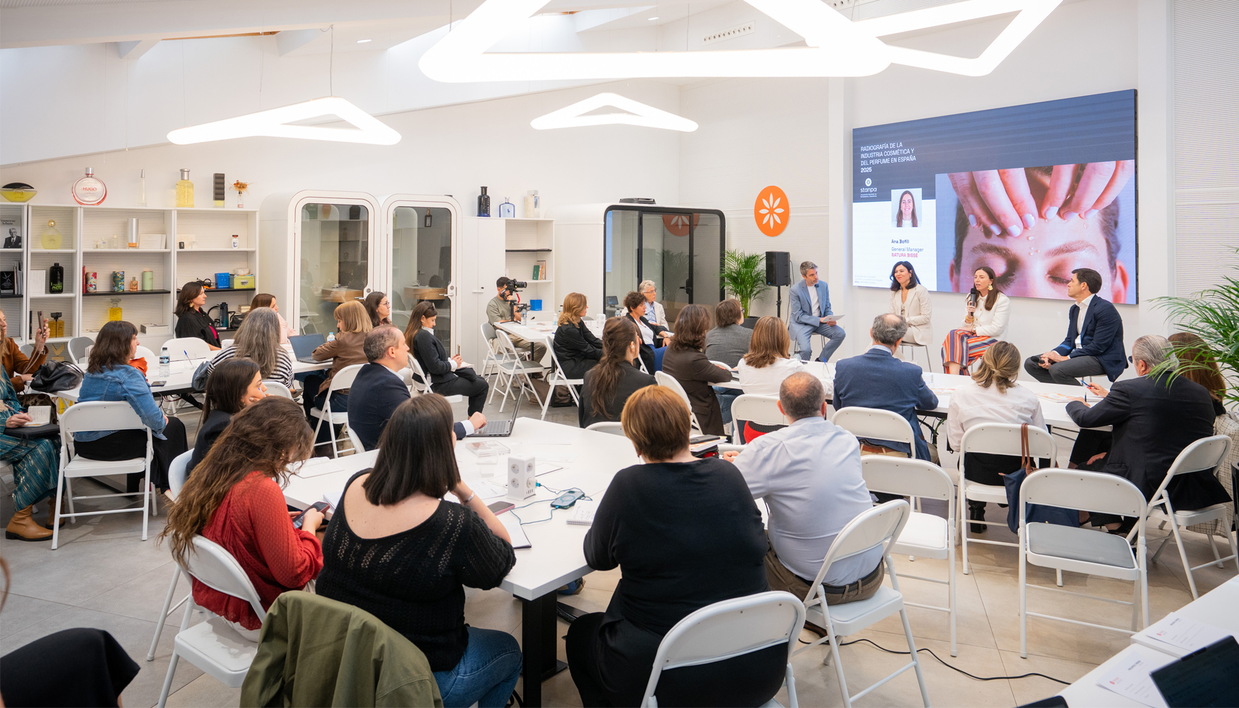 La presentaci�n del informe se llev� a cabo en la sede de Stanpa en Madrid