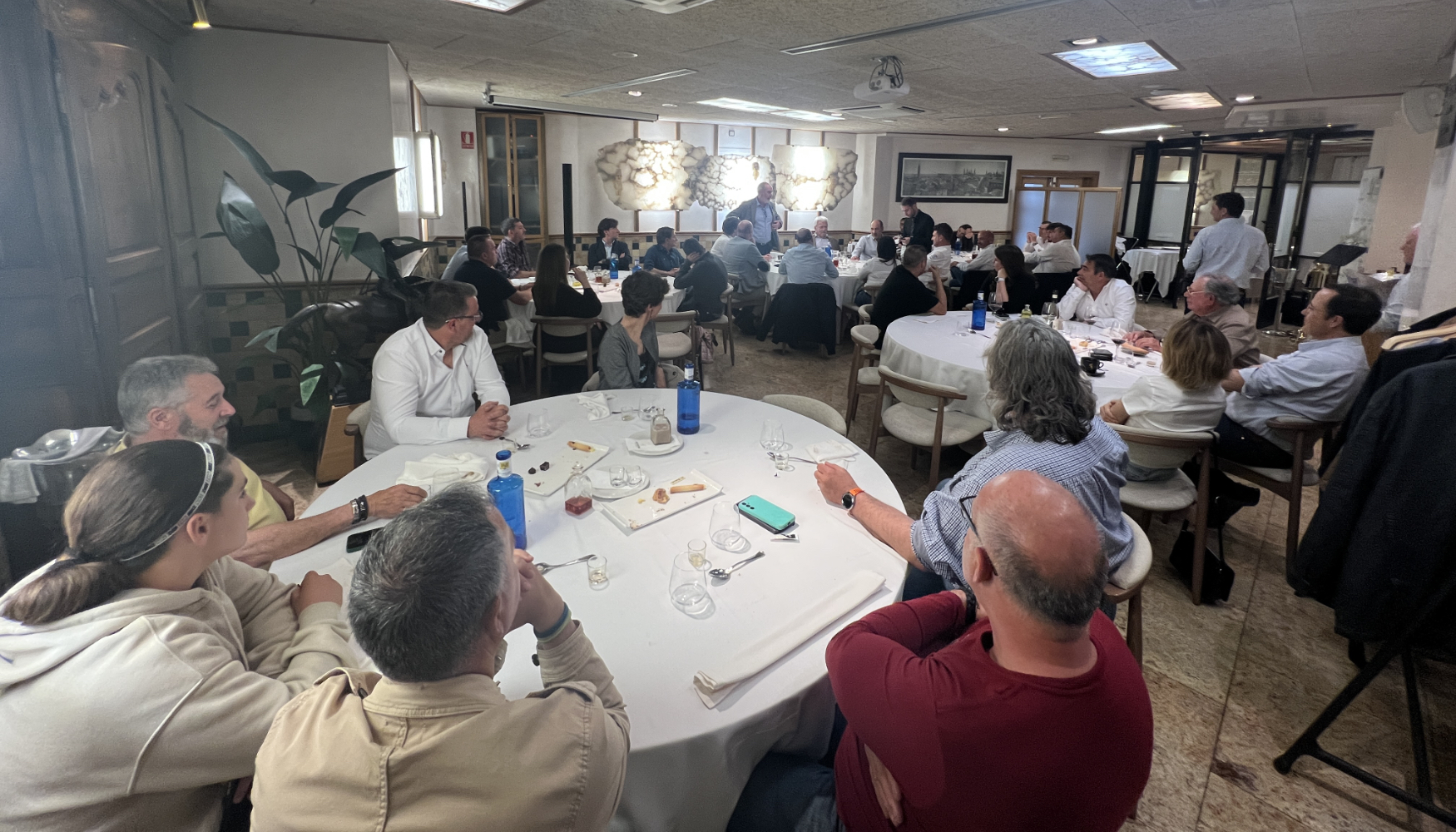 Intervenci�n de Pablo Budia, presidente de Aeded, durante la cena organizada por la Asociaci�n con motivo de Smopyc 2026...