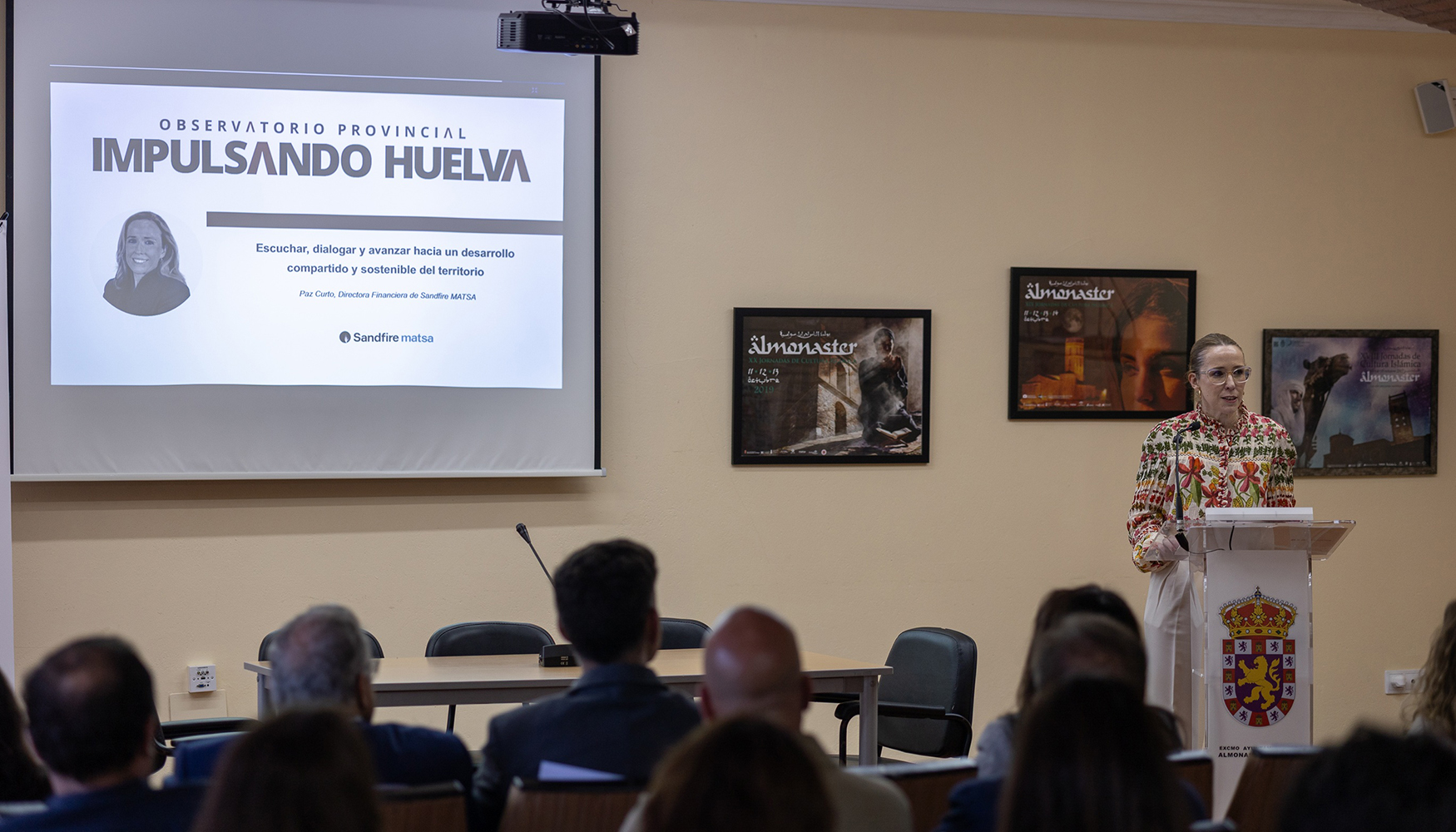 Paz Curto, directora financiera de Sandfire Matsa, fue la encargada de conducir la presentaci�n