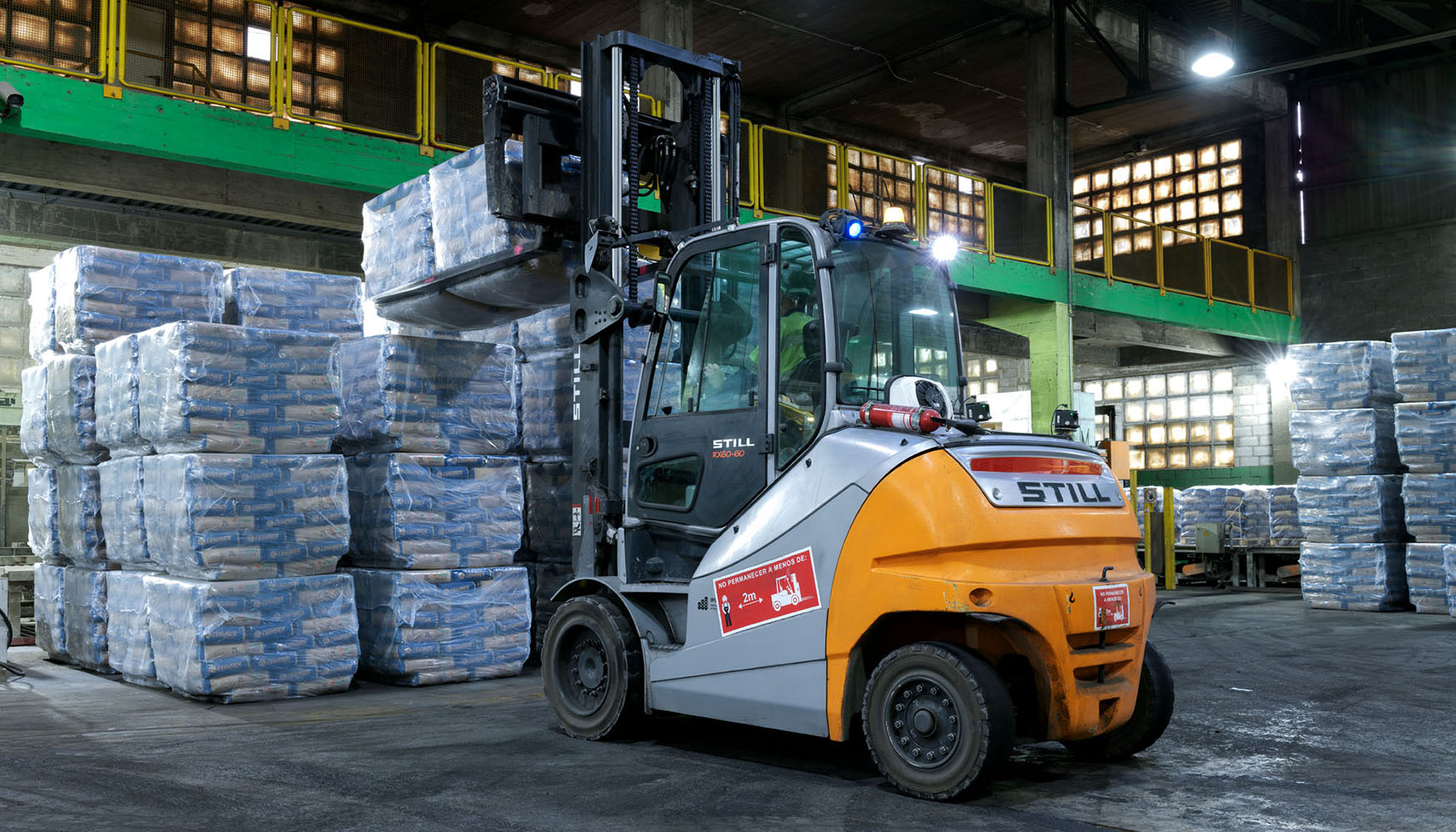 Paletizado de sacos de cemento