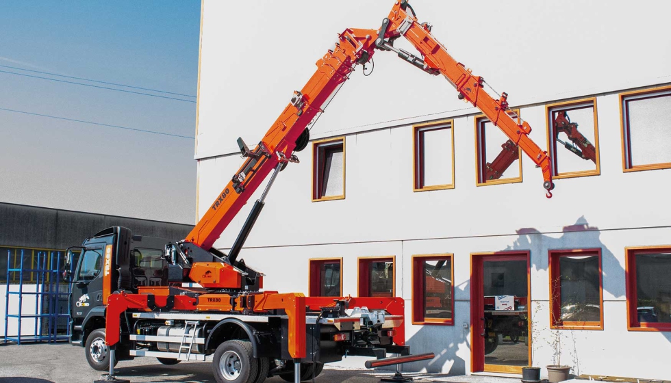 Jekko present� en Smopyc su gama de minigr�as sobre cami�n TRX, indicadas para el sector del vidrio