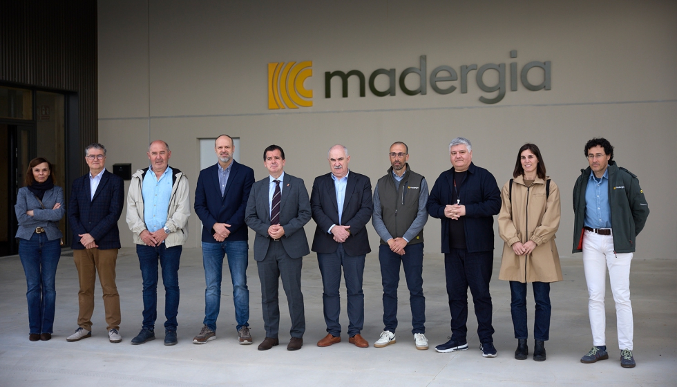 De izquierda a derecha Susana Eguaras...