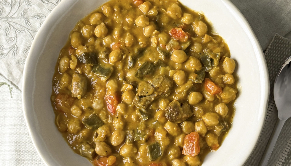 Guiso de cordero con garbanzos al curry