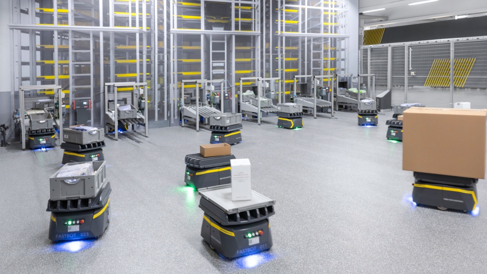Foto de FastBots de SSI SCHAEFER: la nueva soluci�n que redefine la intralog�stica din�mica