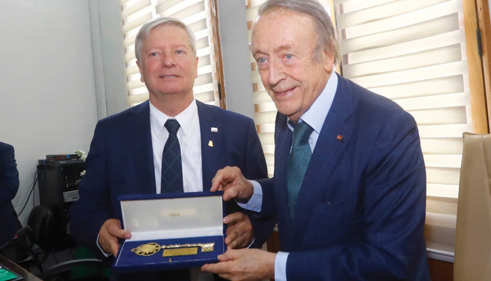 El fundador de Miguel Torres Chile es reconocido por su arraigo y una vida dedicada a impulsar el vino chileno desde el territorio...