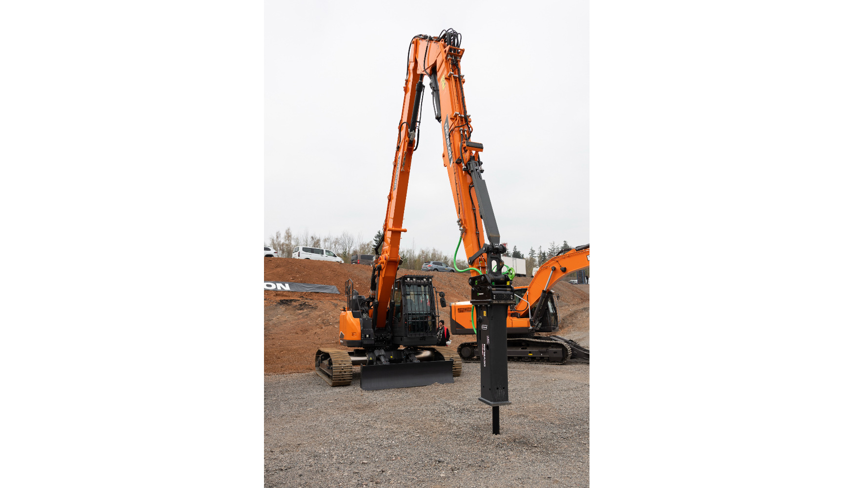 Excavadora compacta de demolici�n DX140RDM-7