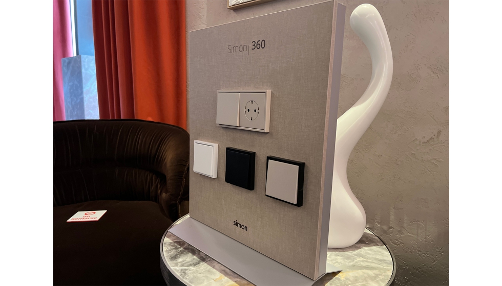 Simon llev� a Casa Decor su nueva Gama 360, como parte de su propuesta para integrar dise�o, tecnolog�a y experiencia de usuario...