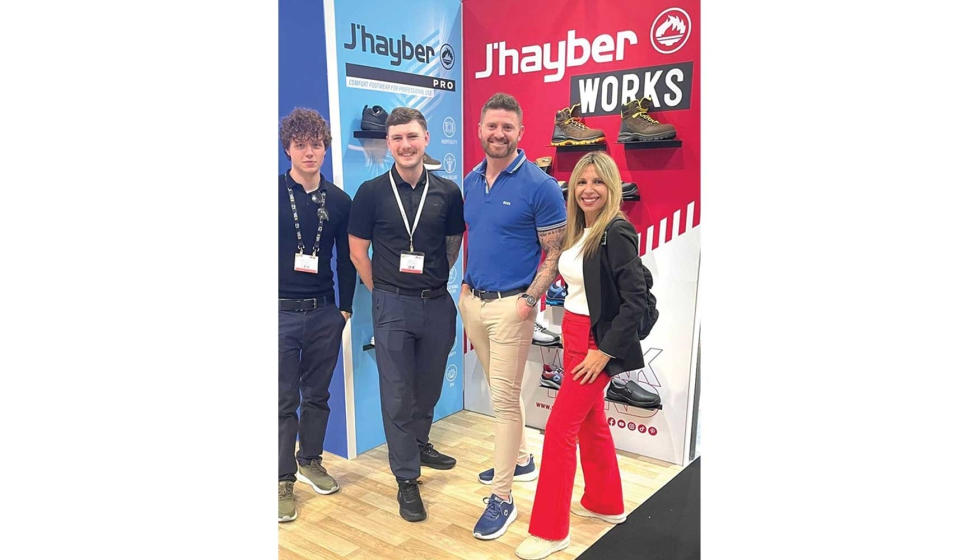 Equipo de J�hayber Works en la Feria de Seguridad y Salud Laboral de Birmingham