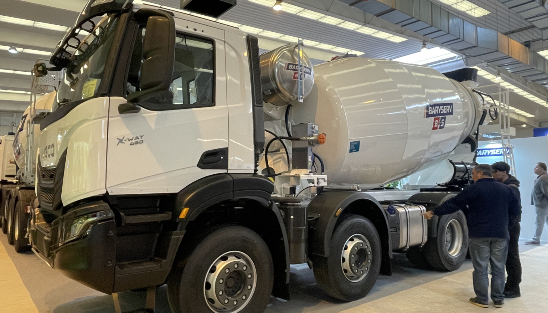Hormigonera Baryserv sobre cami�n Iveco