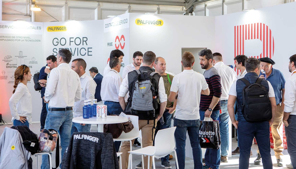 O stand da Palfinger recebeu um grande n�mero de profissionais interessados nas solu��es da marca...