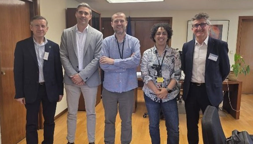 Participantes de la reuni�n entre la Organizaci�n Colegial Veterinaria (OCV) y la Direcci�n General de Ordenaci�n Profesional del Ministerio de...