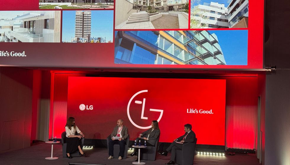 El evento concluy� con una mesa redonda titulada 'Soluciones a la problem�tica de la vivienda'