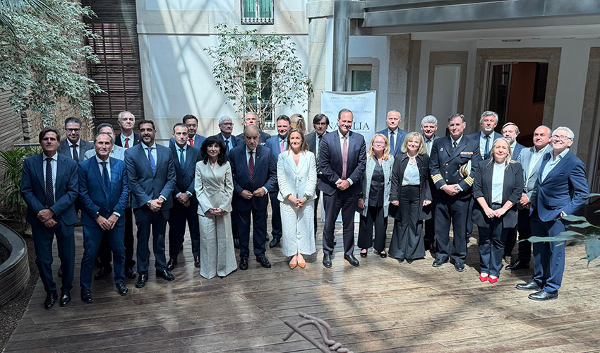 Reuni�n del Comit� Ejecutivo de Navalia en Vigo, en la que se presentaron los datos y novedades de la d�cima edici�n de la feria...