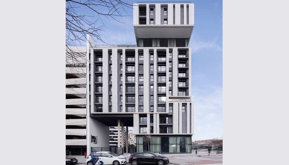 Fachada de Nera Living, un nuevo modelo residencial industrializado por L35
