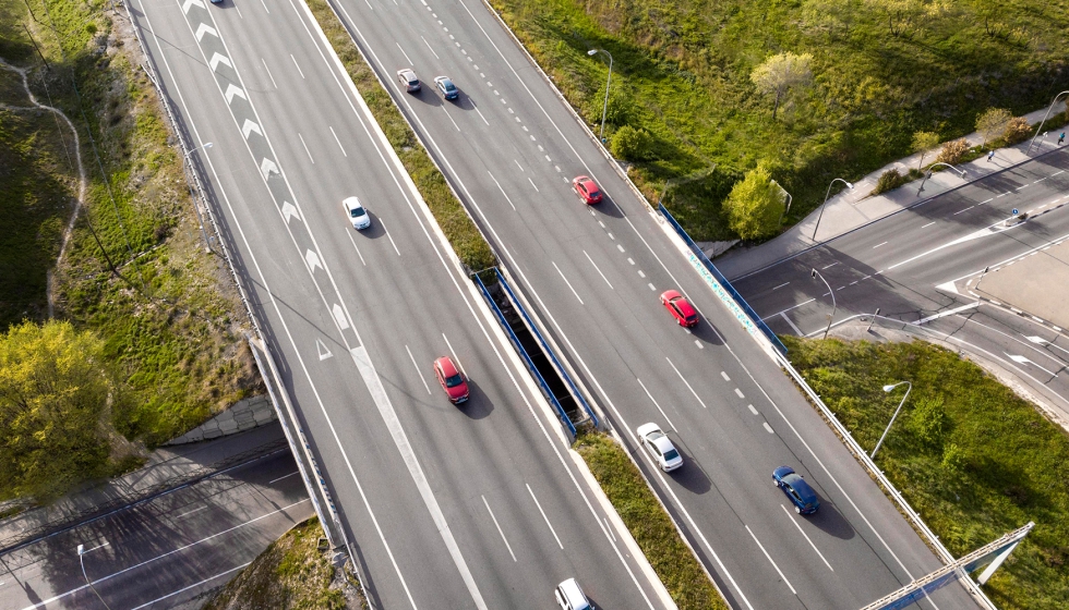 �El plan Espa�a Auto 2030 nace ya mutilado y carente de ambici�n si el objetivo es minimizar la huella ambiental del transporte de personas y...