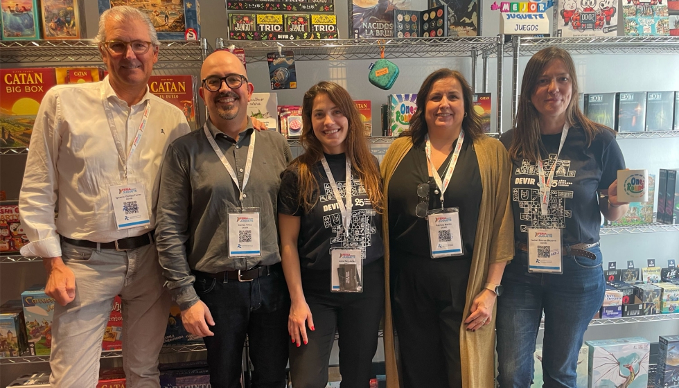 Ignacio G�mez, country manager Iberia, Carles Trillo, marketing manager, Julia Rey, responsable de Grupos de Detallistas de Juguetes, Patricia Mart�n...