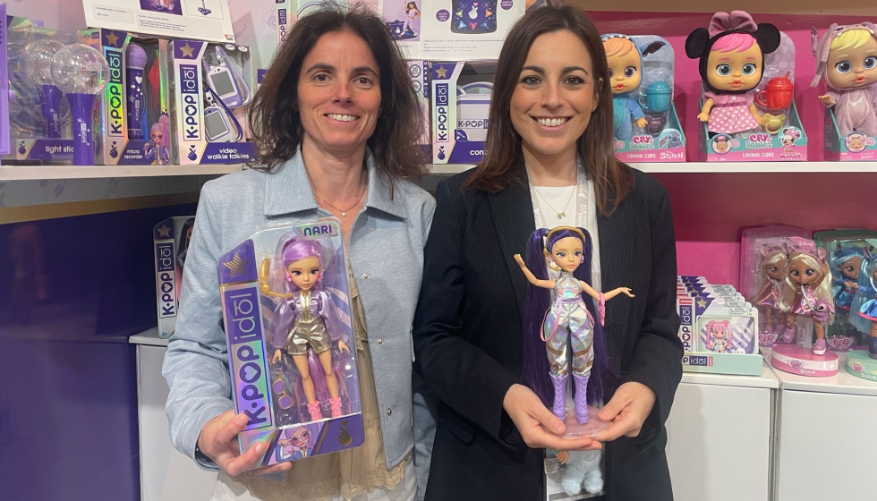 Raquel Roca, licensing director, y Olga Comes, marketing manager Iberia de IMC Toys Global