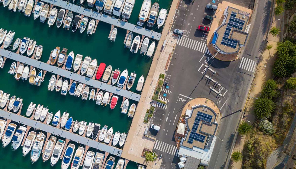 Marina de Palam�s
