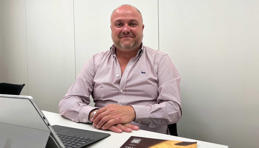 Christian Bueno, CEO de Con Muchas Tablas y Vetas de Madera