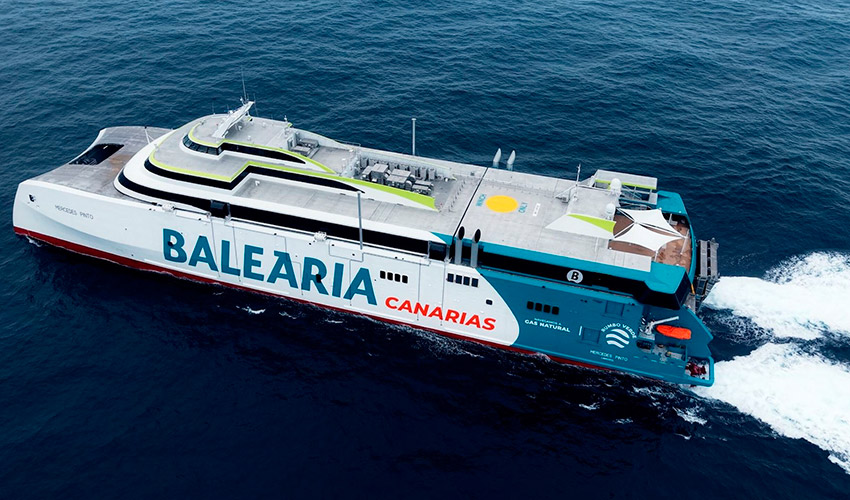 El catamar�n �Mercedes Pinto�, construido por Astilleros Arm�n para Bale�ria...