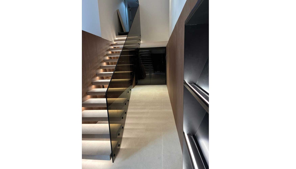 Barandilla para escalera en una sola pieza de 5 metros, 8+8 laminado templado