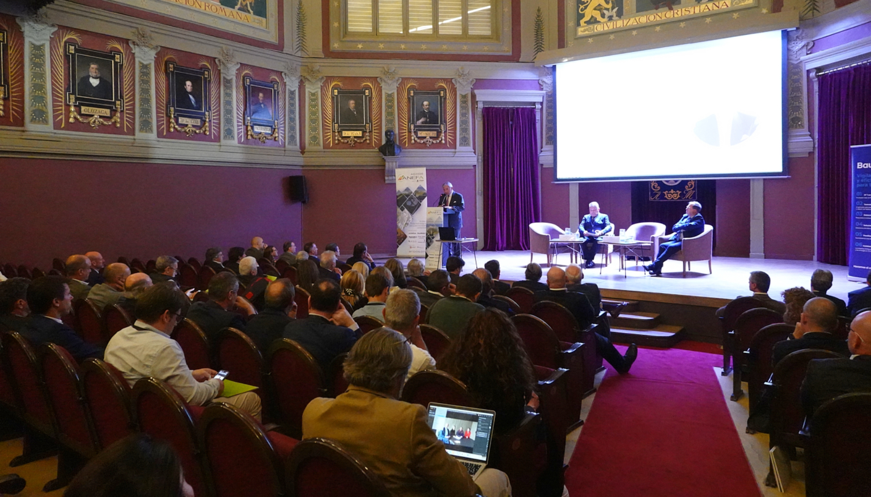 Ponencia de Javier Vega de Seoane, presidente de Gestlink